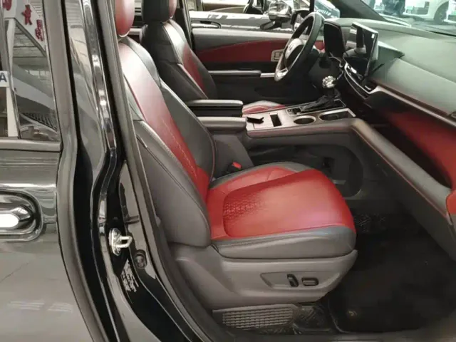 Toyota Granvia — Фото автомобиля 24