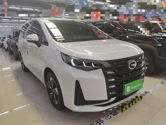 GAC Trumpchi M6 — Фото автомобиля 3