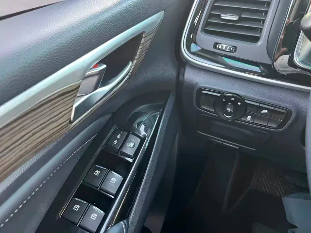 GAC Trumpchi M8 — Фото автомобиля 15