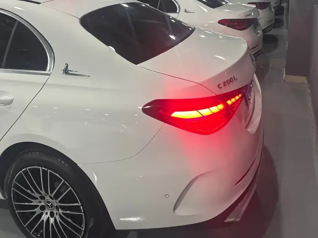Mercedes-Benz C-Class — Фото автомобиля 8