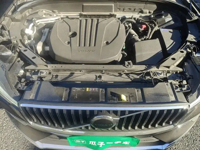 Volvo XC60 — Фото автомобиля 16