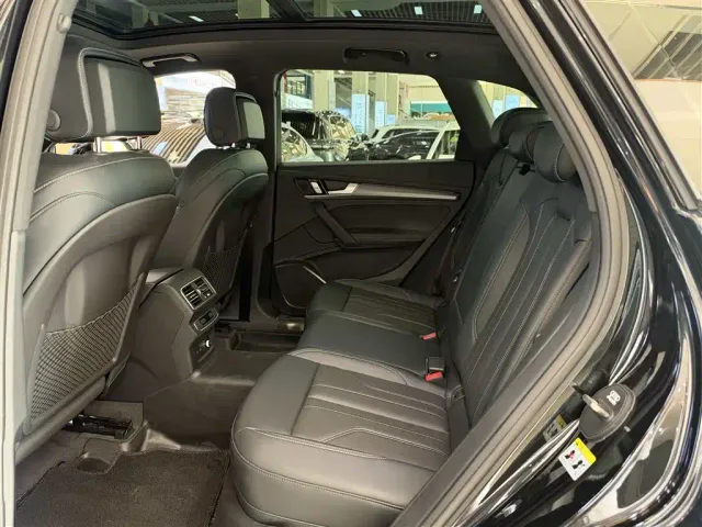 Audi Q5L — Фото автомобиля 6