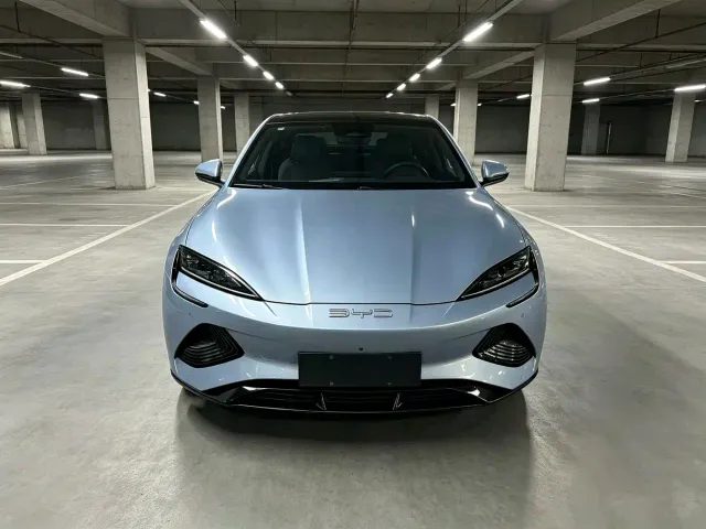 BYD Seal — Фото автомобиля 2