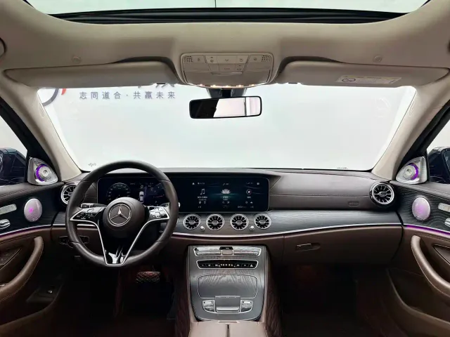 Mercedes-Benz E-Class — Фото автомобиля 7