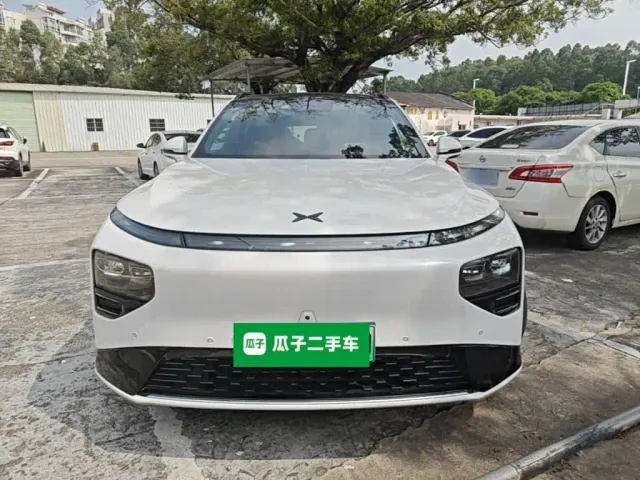 Xpeng G9 — Фото автомобиля 2