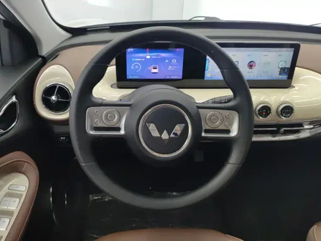 Wuling Bingo — Фото автомобиля 15