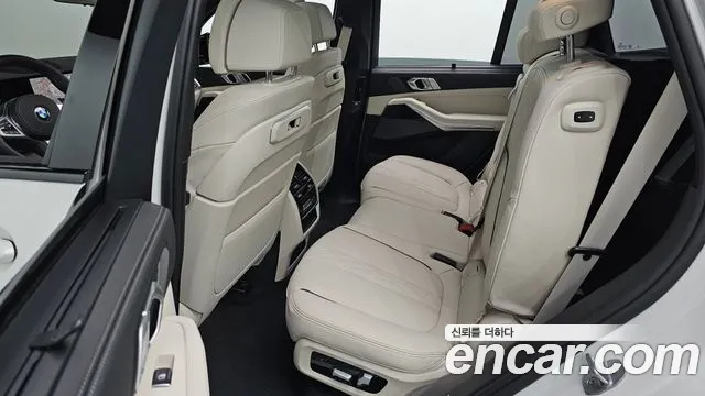 BMW X5 xDrive 40i M Sport — Фото автомобиля 4