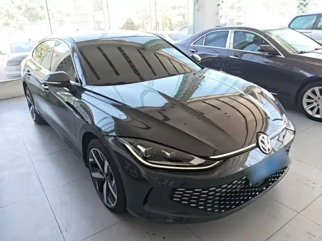Volkswagen Lamando — Фото автомобиля 3