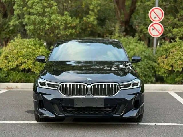 BMW 6 Series Gran Turismo — Фото автомобиля 2