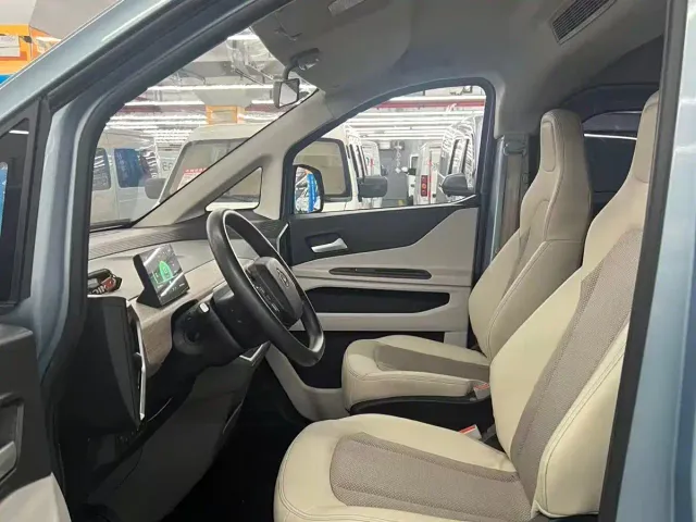 Changan Kuayue Kua Yue Xing Guang EV — Фото автомобиля 11