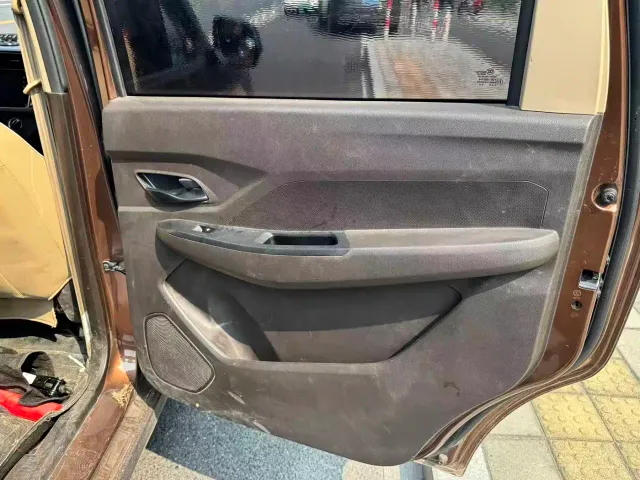 Wuling Hongguang — Фото автомобиля 10