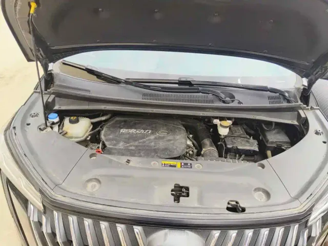 GAC Trumpchi M8 — Фото автомобиля 3