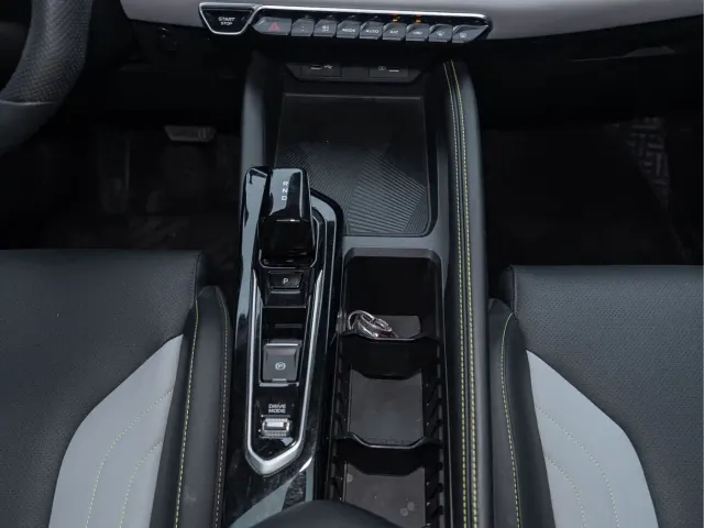 Geely Binyue — Фото автомобиля 20