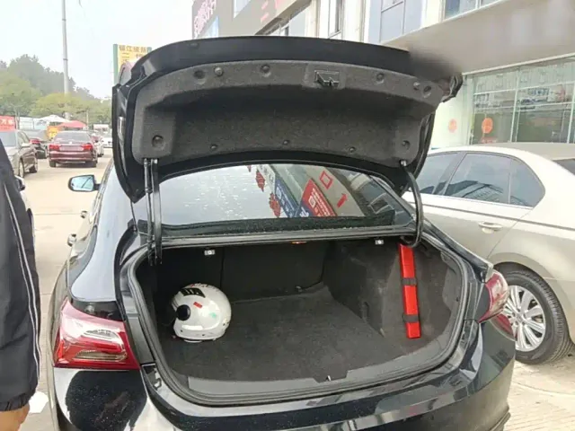 Chevrolet Malibu XL — Фото автомобиля 18
