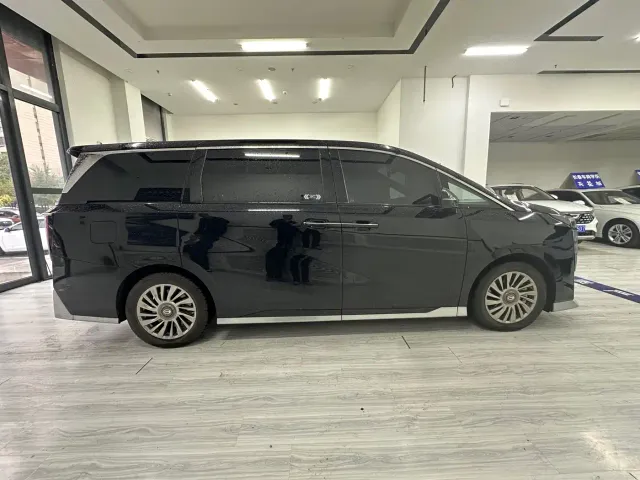GAC Trumpchi M8 — Фото автомобиля 4