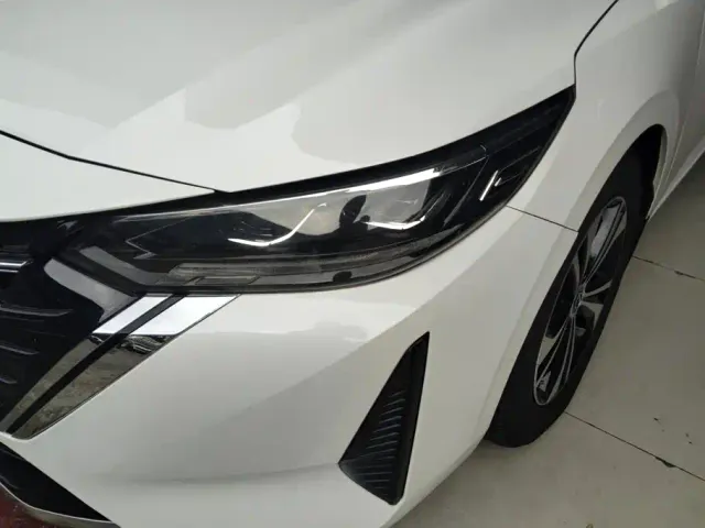Nissan Sylphy — Фото автомобиля 5