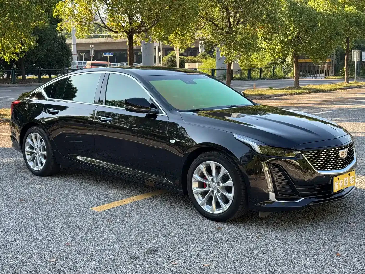 Cadillac Cadillac CT5 2023 28T Luxury Style (Standard Edition) — Фото автомобиля 2