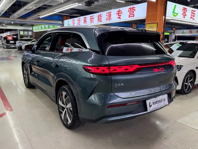 BYD Tang L — Фото автомобиля 4