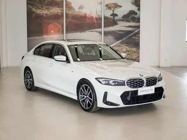 BMW 3 Series — Фото автомобиля 4