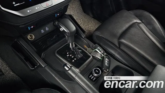 KG_Mobility_Ssangyong Rexton Новый Rexton Sport Khan Дизель 2.2 4WD — Фото автомобиля 8