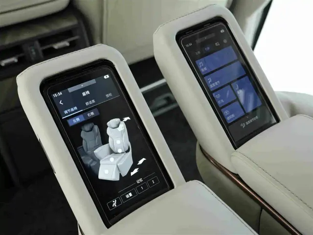 Lexus LM — Фото автомобиля 19