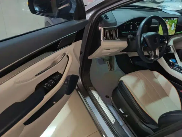 BYD Song PLUS — Фото автомобиля 15