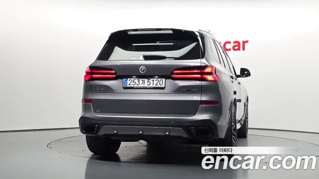 BMW X5 — Фото автомобиля 4