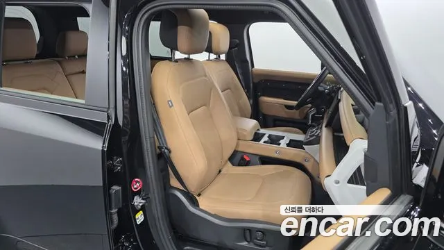 Land Rover Defender Defender (L663) 110 P300 X-Dynamic SE — Фото автомобиля 11