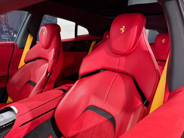Ferrari Purosangue — Фото автомобиля 12