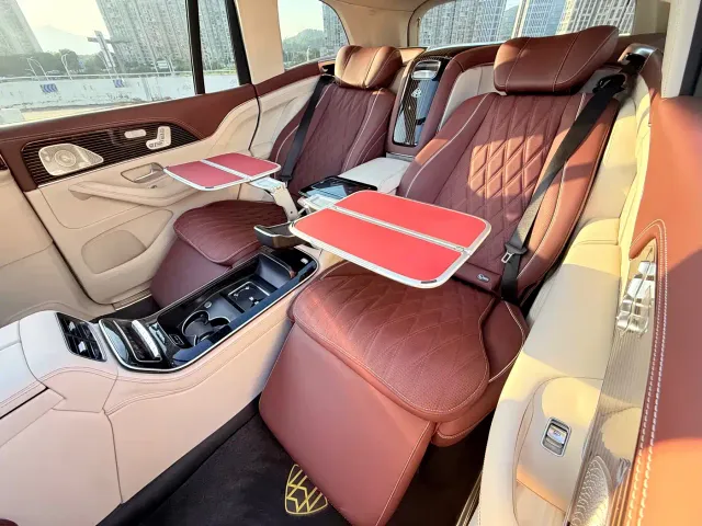 Mercedes-Benz GLS-Class — Фото автомобиля 11