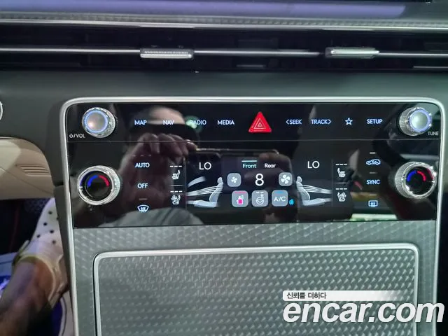 Genesis GV80 — Фото автомобиля 14