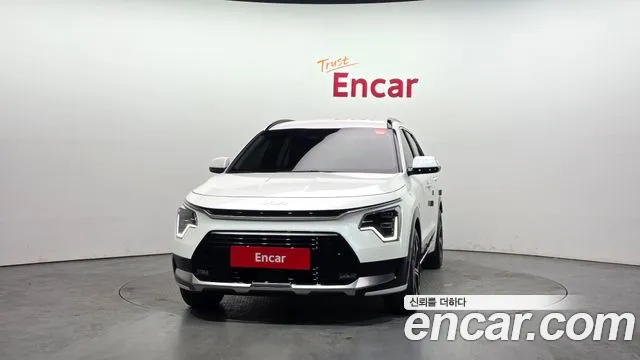Kia Niro The All New Niro Signature — Фото автомобиля 3