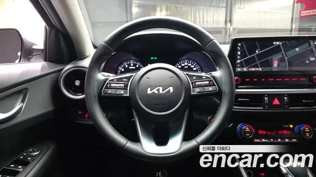 Kia K3 Generation 2 — Фото автомобиля 12