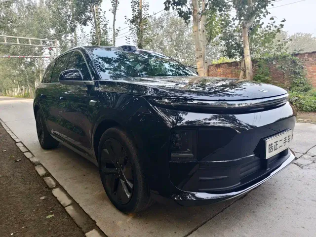 Li Auto L6 — Фото автомобиля 2