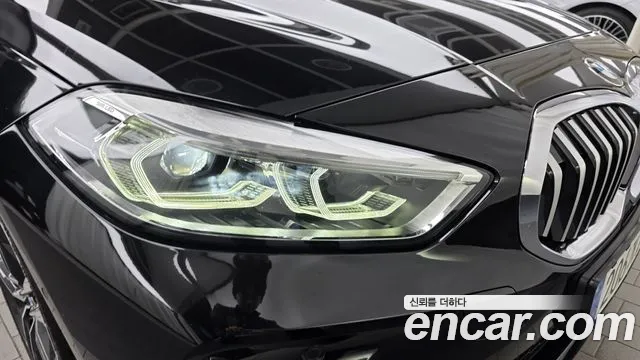 BMW 1 Series F40 — Фото автомобиля 7