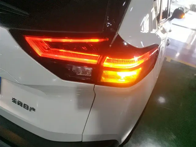 Nissan X-Trail — Фото автомобиля 23