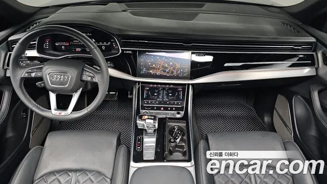 Audi Q8 55 TFSI quattro Premium — Фото автомобиля 5