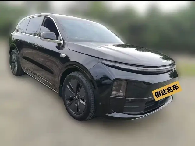 Li Auto L6 — Фото автомобиля 2