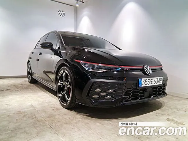 Фотография автомобиля — Volkswagen Golf Generation 8