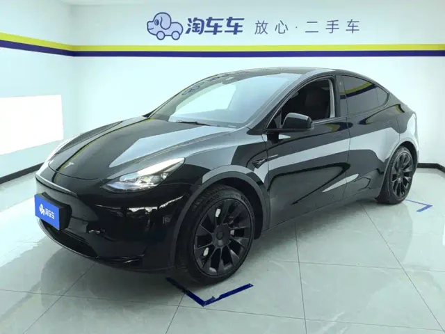 Фотография автомобиля — Tesla Model Y