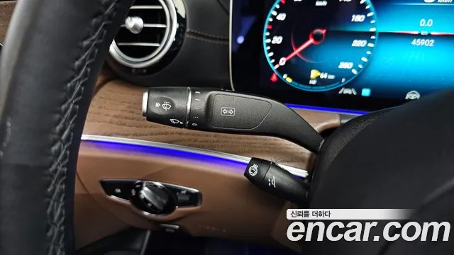 Mercedes-Benz E-Class W213 — Фото автомобиля 21