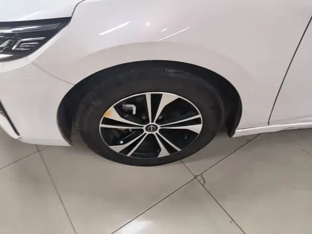 Nissan Sylphy — Фото автомобиля 22