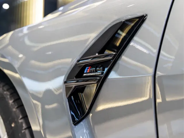 BMW M4 — Фото автомобиля 11
