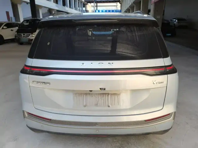 GAC Aion Y — Фото автомобиля 5