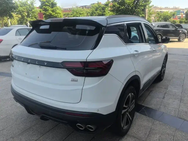 Geely Binyue — Фото автомобиля 4