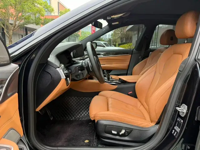 BMW 6 Series Gran Turismo — Фото автомобиля 4
