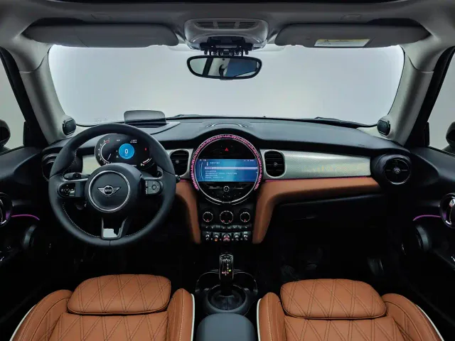 MINI Hatch — Фото автомобиля 14
