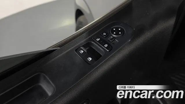 Hyundai Staria Staria L3.5 Lounge 9 мест — Фото автомобиля 26