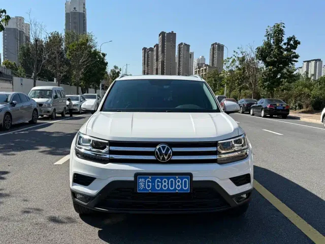 Volkswagen Tharu — Фото автомобиля 2