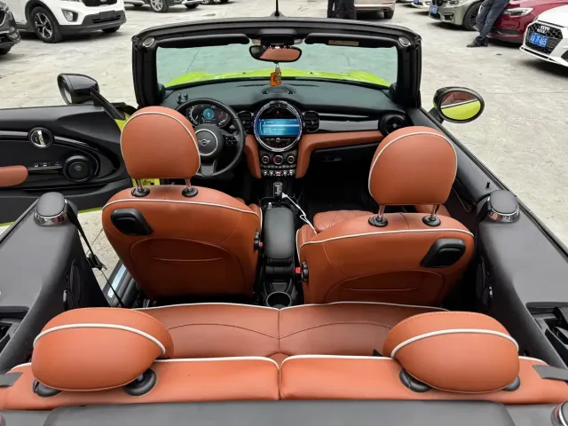 MINI Hatch — Фото автомобиля 10